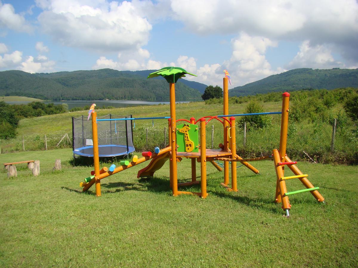 Complex Pristan In The Mountain Hotel Shilkovtsi Ngoại thất bức ảnh